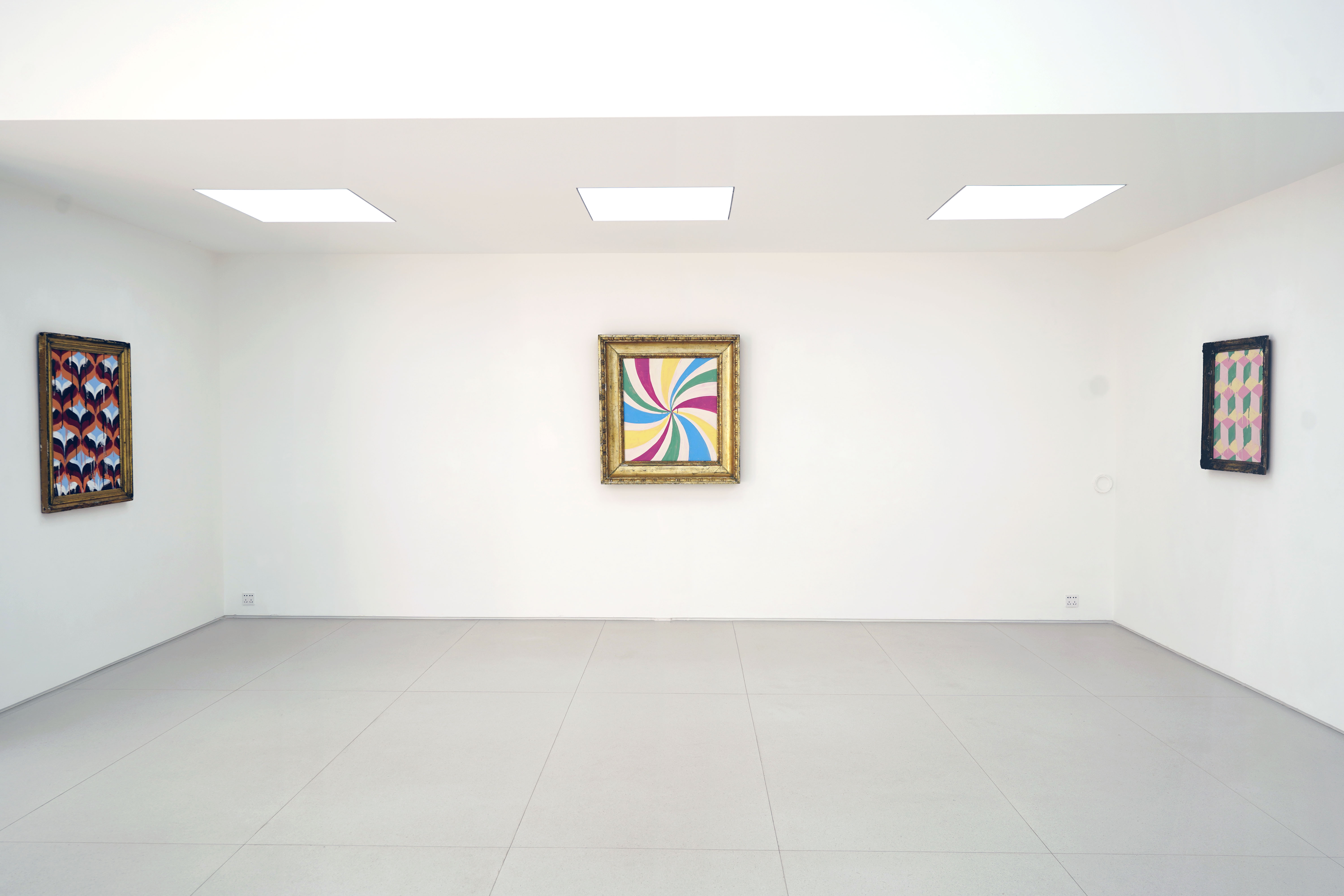 美得淋漓 瑞安·门多萨个展
